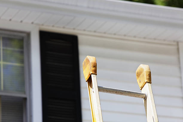 How To Choose The Right Materials for Your Siding Installation in 'Livingston, CA